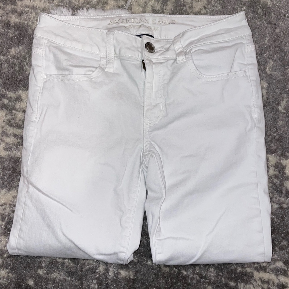 AMERICAN 🦅 EAGLE White Jeans (Size: 4 | Regular)